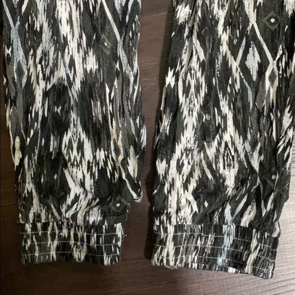 Patterned Joggers - Picture 2 of 4